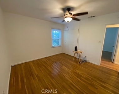5356 Yolanda Avenue - Photo Thumbnail 12