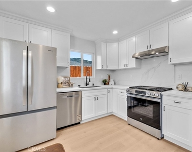 2305 Sesmas Street - Photo Thumbnail 1