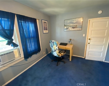 2707 S La Salle - Photo Thumbnail 10