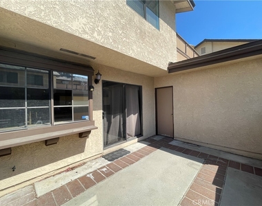 21648 Laurelrim - Photo Thumbnail 13