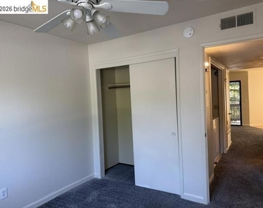 2701 Harvest Ln - Photo Thumbnail 21