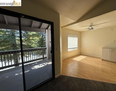2701 Harvest Ln - Photo Thumbnail 9