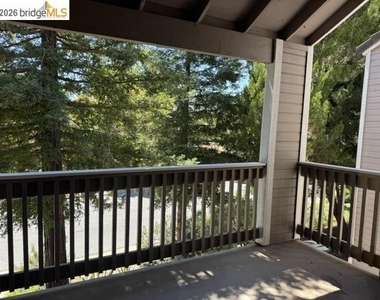 2701 Harvest Ln - Photo Thumbnail 23