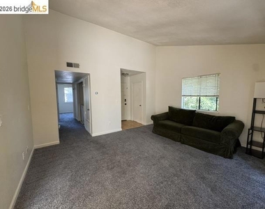 2701 Harvest Ln - Photo Thumbnail 14