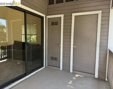 2701 Harvest Ln - Photo Thumbnail 24