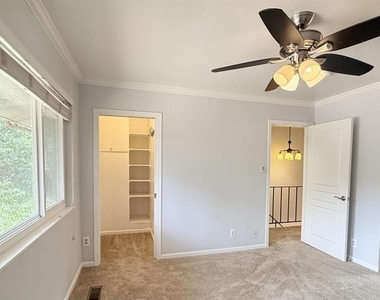 394 Ilo Ln - Photo Thumbnail 17