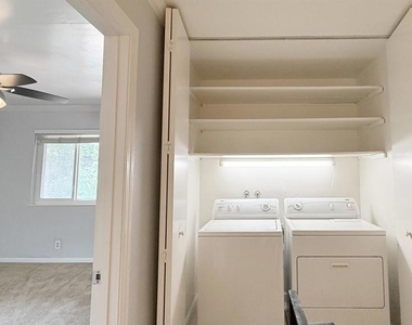 394 Ilo Ln - Photo Thumbnail 15