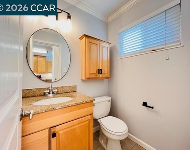 394 Ilo Ln - Photo Thumbnail 6