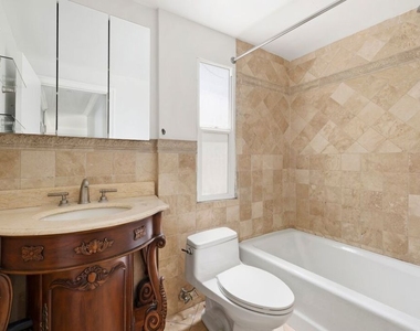423 S Rexford Drive - Photo Thumbnail 17