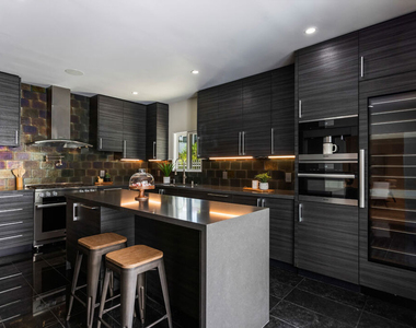 869 S Bundy Drive - Photo Thumbnail 28