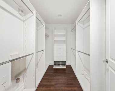 1530 Camden Avenue - Photo Thumbnail 8