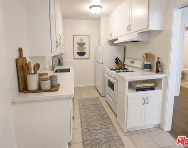4122 W 2nd Street - Photo Thumbnail 4