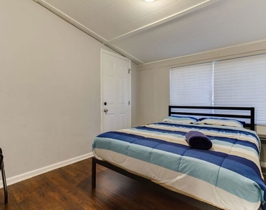 6659 Amigo Avenue - Photo Thumbnail 25