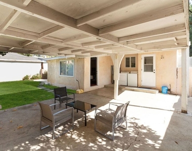 6659 Amigo Avenue - Photo Thumbnail 37