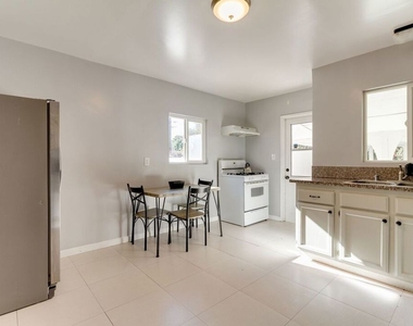 6659 Amigo Avenue - Photo Thumbnail 8