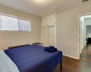 6659 Amigo Avenue - Photo Thumbnail 18