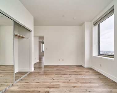3810 Wilshire Boulevard - Photo Thumbnail 19