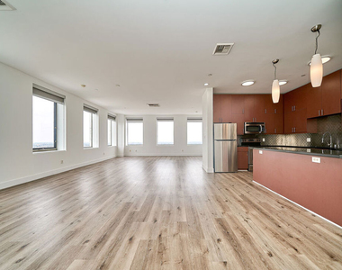 3810 Wilshire Boulevard - Photo Thumbnail 7