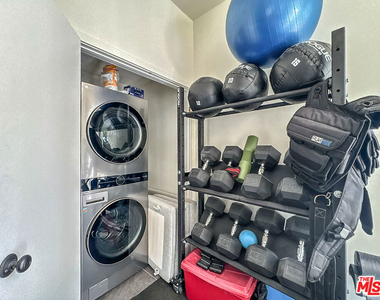 345 Westbourne Drive - Photo Thumbnail 28
