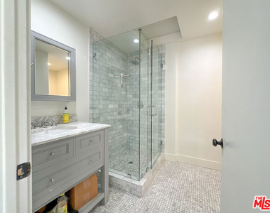 345 Westbourne Drive - Photo Thumbnail 26