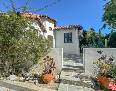 345 Westbourne Drive - Photo Thumbnail 33
