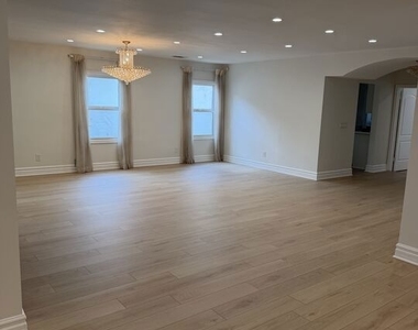 9220 Monte Mar Drive - Photo Thumbnail 4