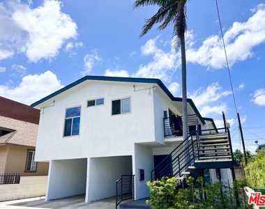 1336 W 37th Drive - Photo Thumbnail 12