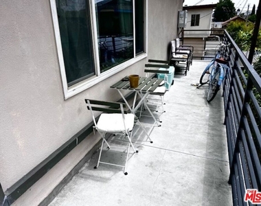 1336 W 37th Drive - Photo Thumbnail 10