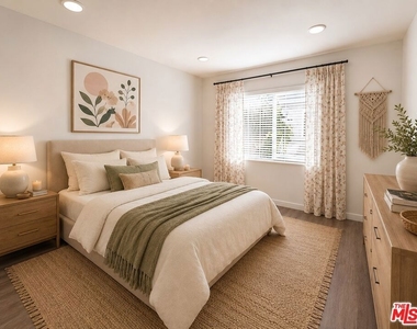228 S Mariposa Avenue - Photo Thumbnail 8