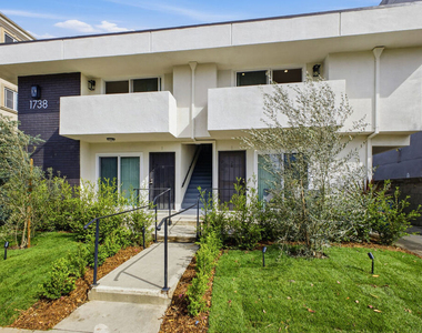 1738 Colby Avenue - Photo Thumbnail 25