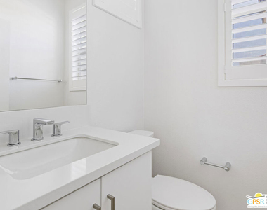 35923 Hinksey Street - Photo Thumbnail 15