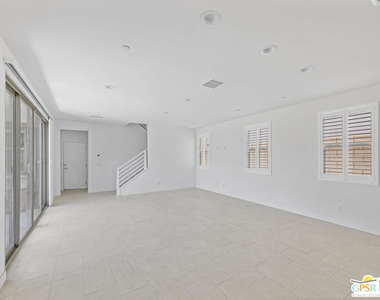 35923 Hinksey Street - Photo Thumbnail 13