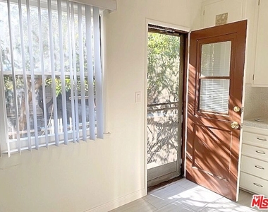345 Burchett Street - Photo Thumbnail 6