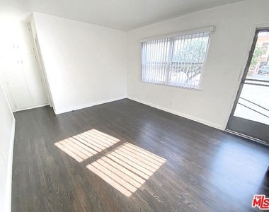345 Burchett Street - Photo Thumbnail 1