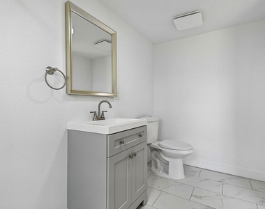 219 E 87th Street - Photo Thumbnail 7