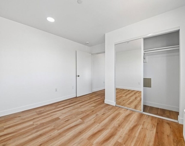 219 E 87th Street - Photo Thumbnail 21