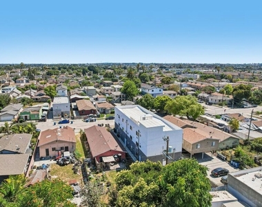 219 E 87th Street - Photo Thumbnail 27