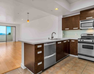 1260 S Corning Street - Photo Thumbnail 3