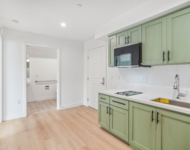 3221 W 71st Street - Photo Thumbnail 3