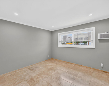 1619 Colby Avenue - Photo Thumbnail 18