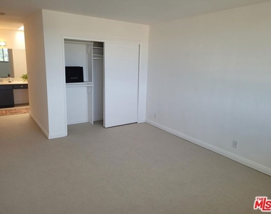 8701 Delgany Avenue - Photo Thumbnail 24