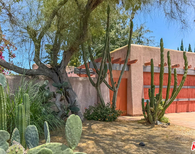3124 Veteran Avenue - Photo Thumbnail 36