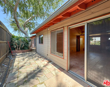 3124 Veteran Avenue - Photo Thumbnail 11