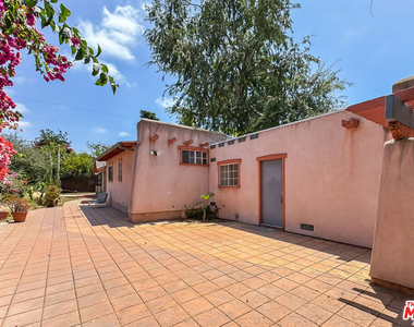 3124 Veteran Avenue - Photo Thumbnail 1