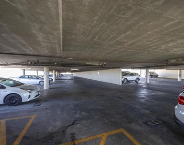 801 National City Blvd - Photo Thumbnail 18