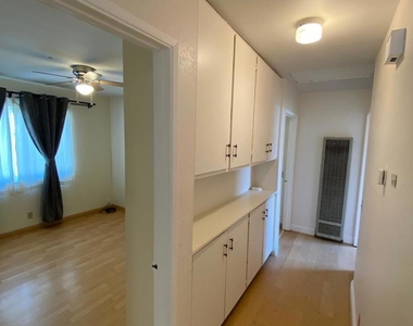 1475 Tarbox St - Photo Thumbnail 12