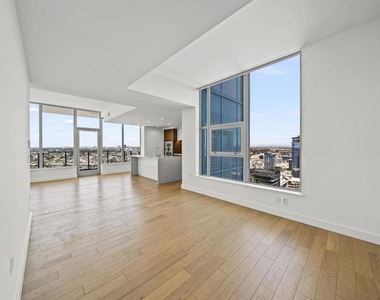 1388 Kettner - Photo Thumbnail 21