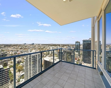 1388 Kettner - Photo Thumbnail 4