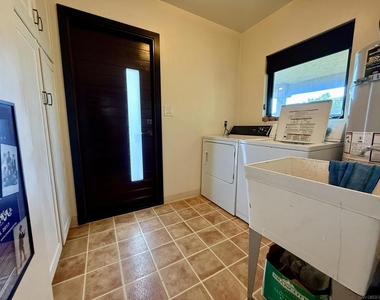 4221 Hill - Photo Thumbnail 16