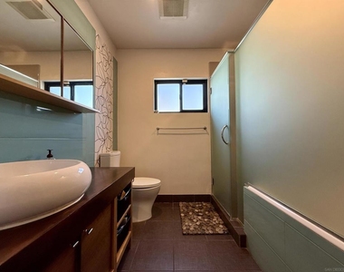 4221 Hill - Photo Thumbnail 25